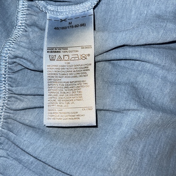 🆕GAP Classic Blue V-Neck Short Sleeve Tee - Size M - Picture 5 of 5